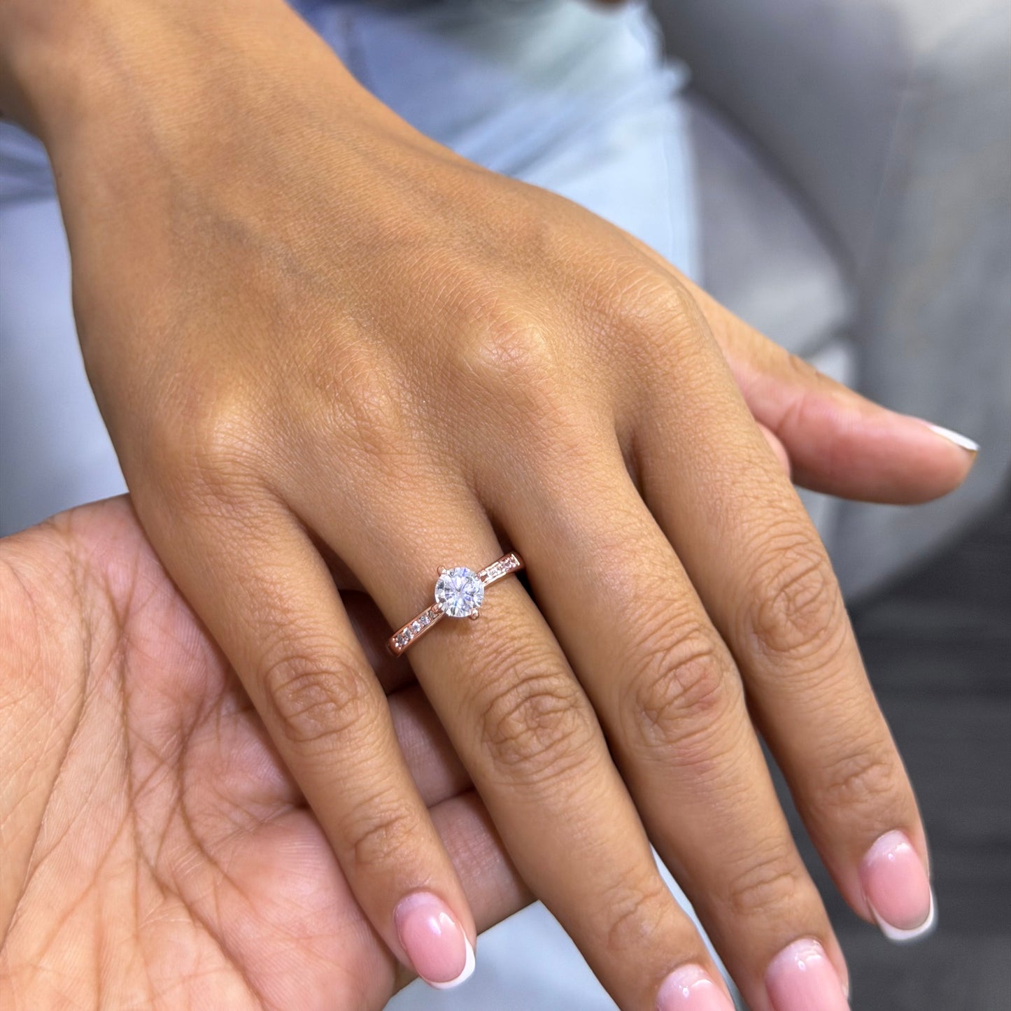 Anillo promesa con baño en oro rosa 18K