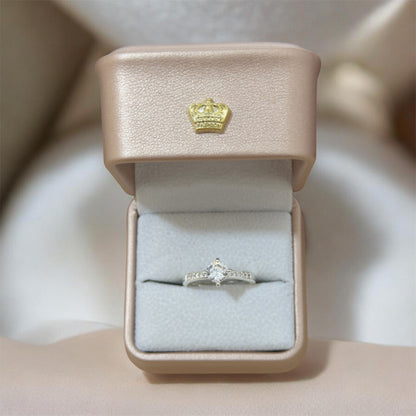 Anillo promesa con baño de oro blanco 18K